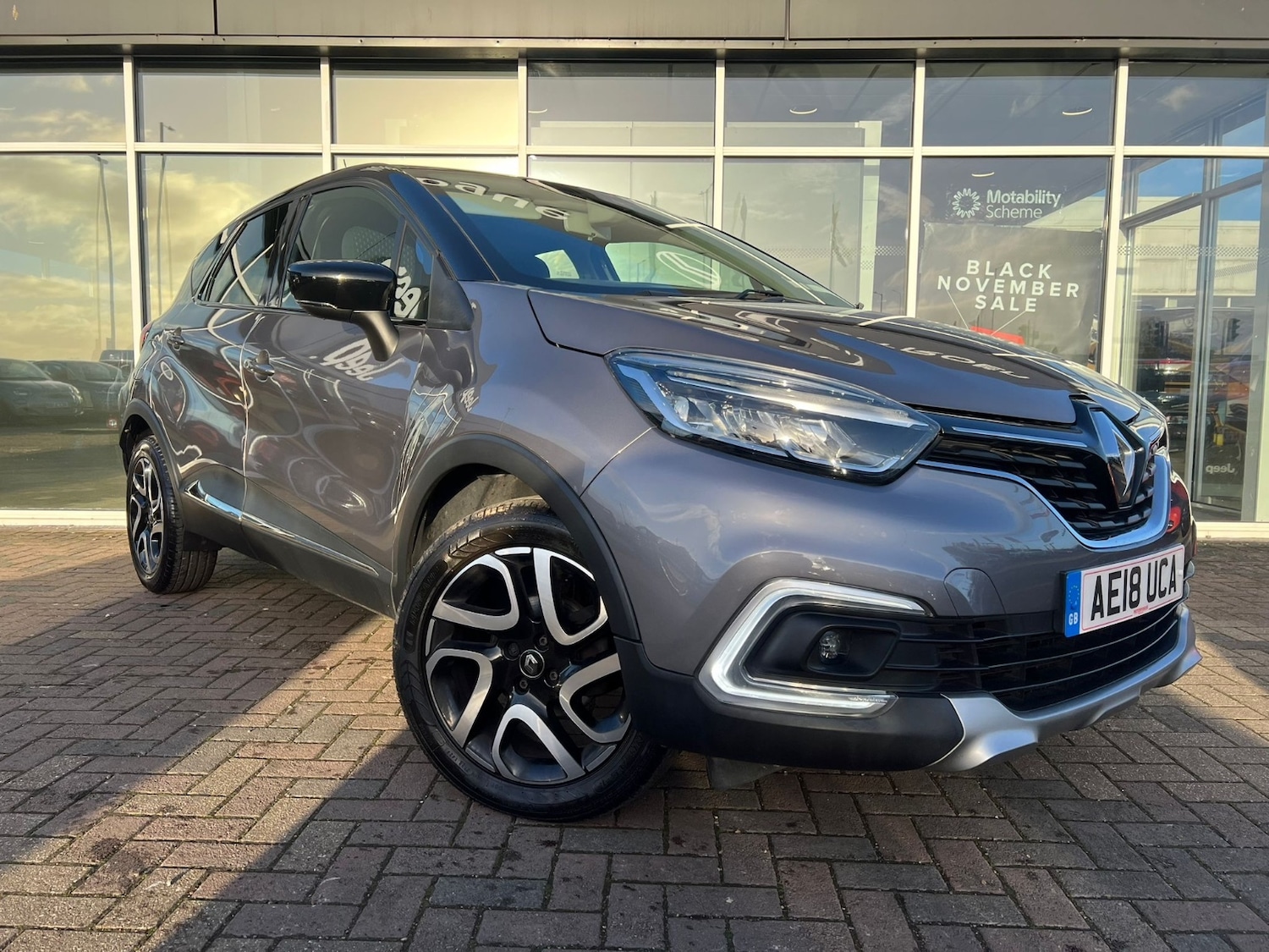 Used Renault Captur 2018 for sale - 76873726: Photo 1