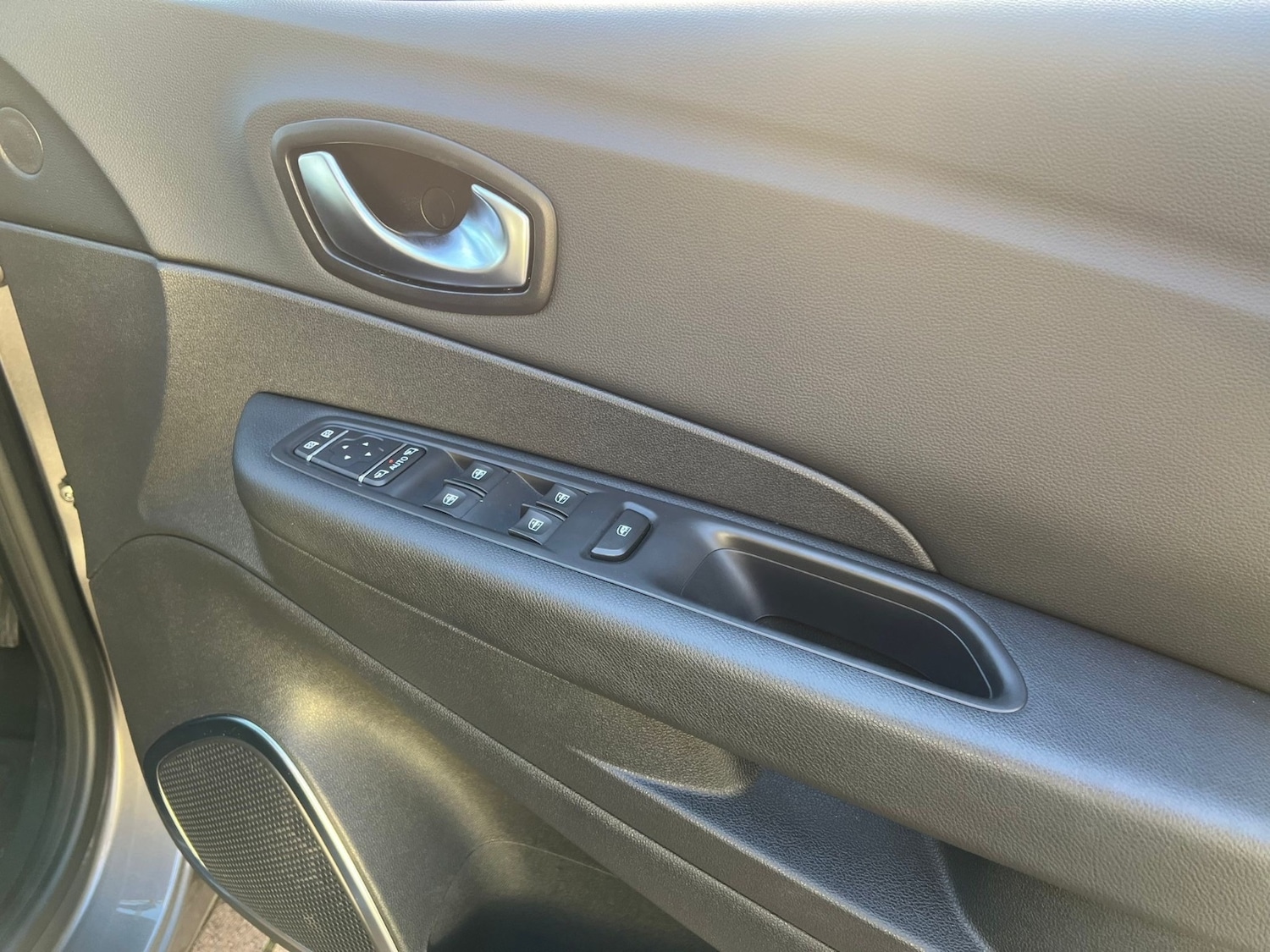 Used Renault Captur 2018 for sale - 76873726: Photo 20