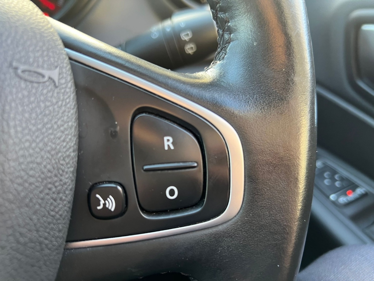 Used Renault Captur 2018 for sale - 76873726: Photo 22