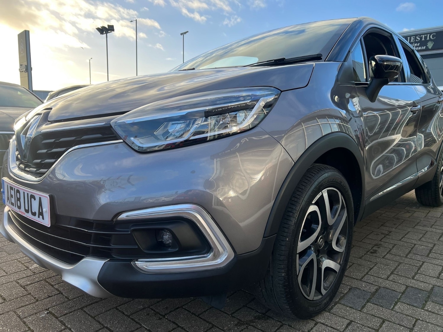 Used Renault Captur 2018 for sale - 76873726: Photo 44