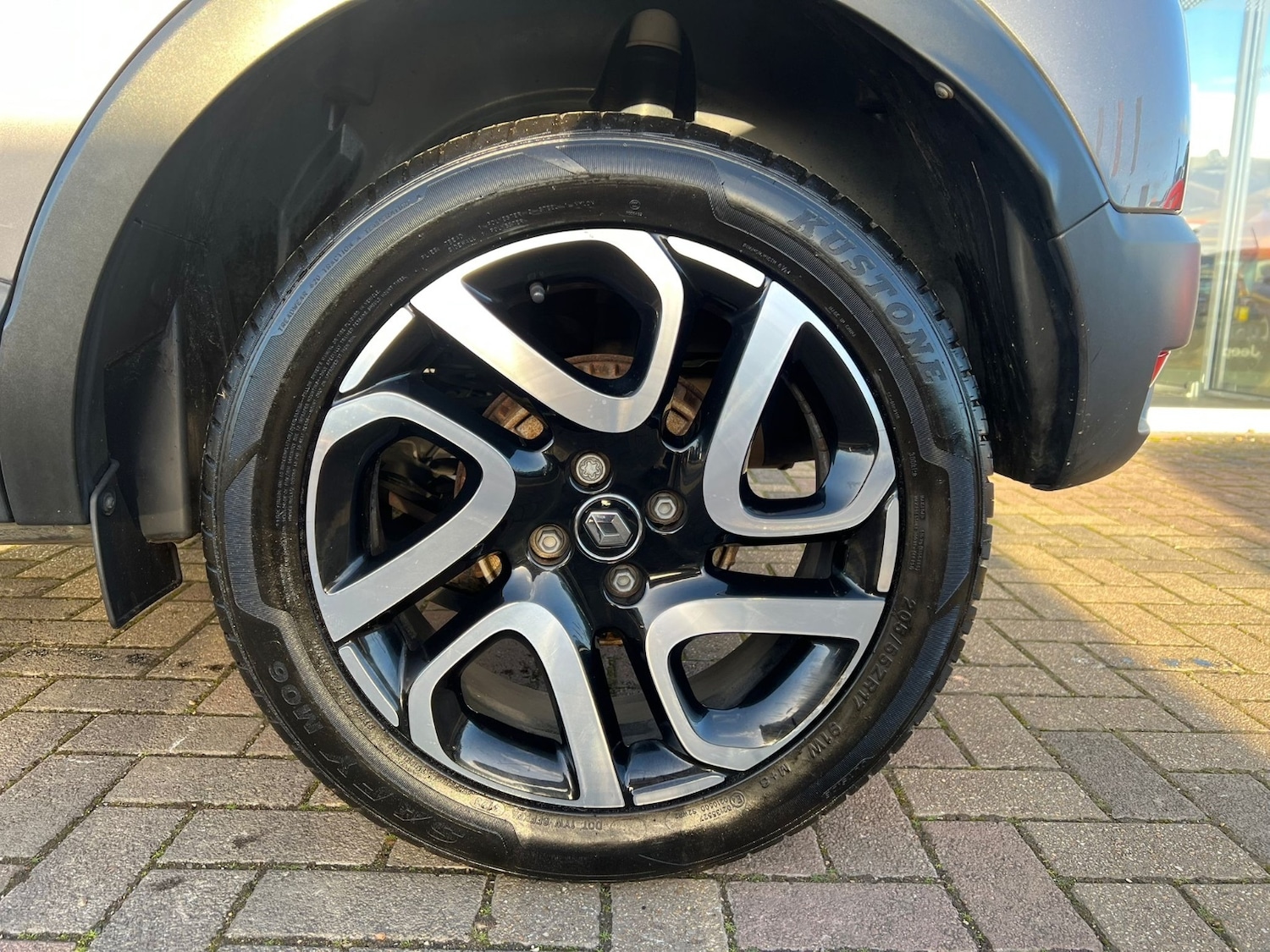 Used Renault Captur 2018 for sale - 76873726: Photo 8