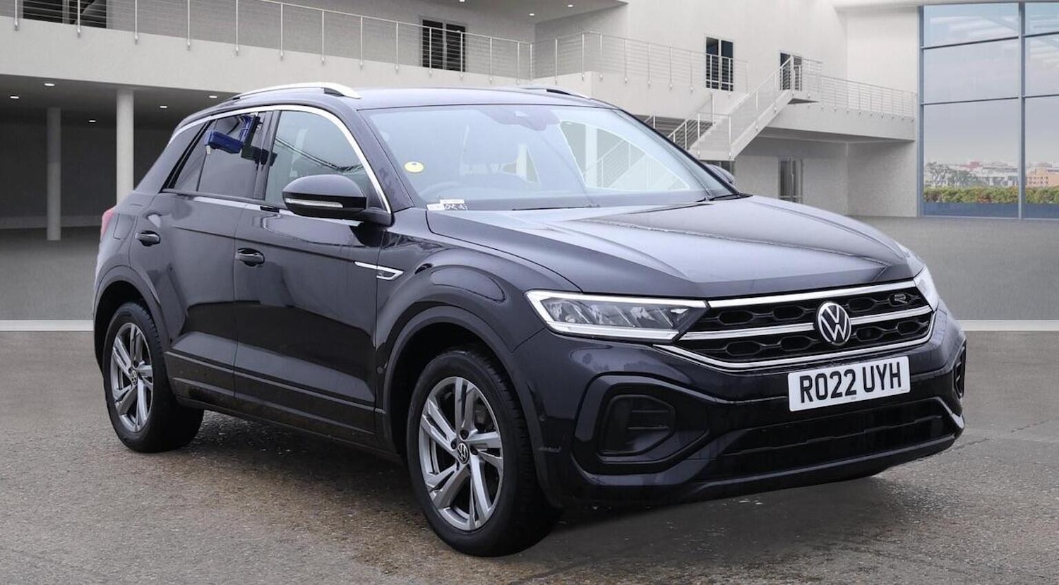 Used Volkswagen T-Roc 2022 for sale - 76643381: Photo 1