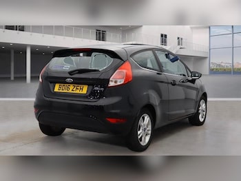 Used Ford Fiesta 2016 for sale - 76784992: Photo