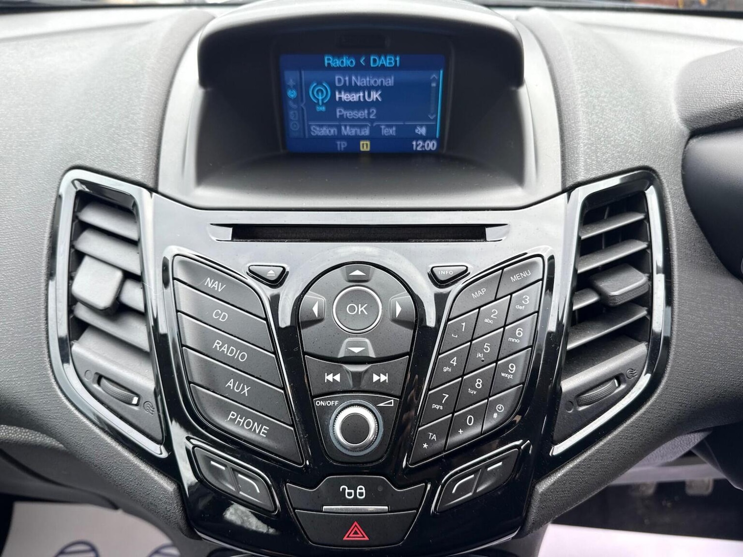 Used Ford Fiesta 2016 for sale - 76891744: Photo 22