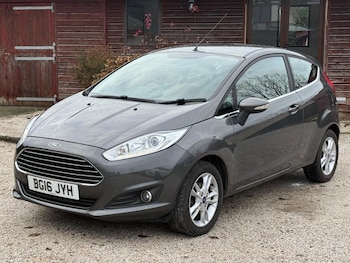 Used Ford Fiesta 2016 for sale - 76891744: Photo