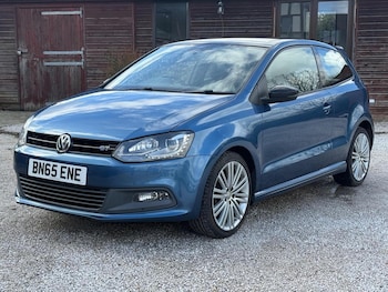 Used Volkswagen Polo 2015 for sale - 77694173: Photo