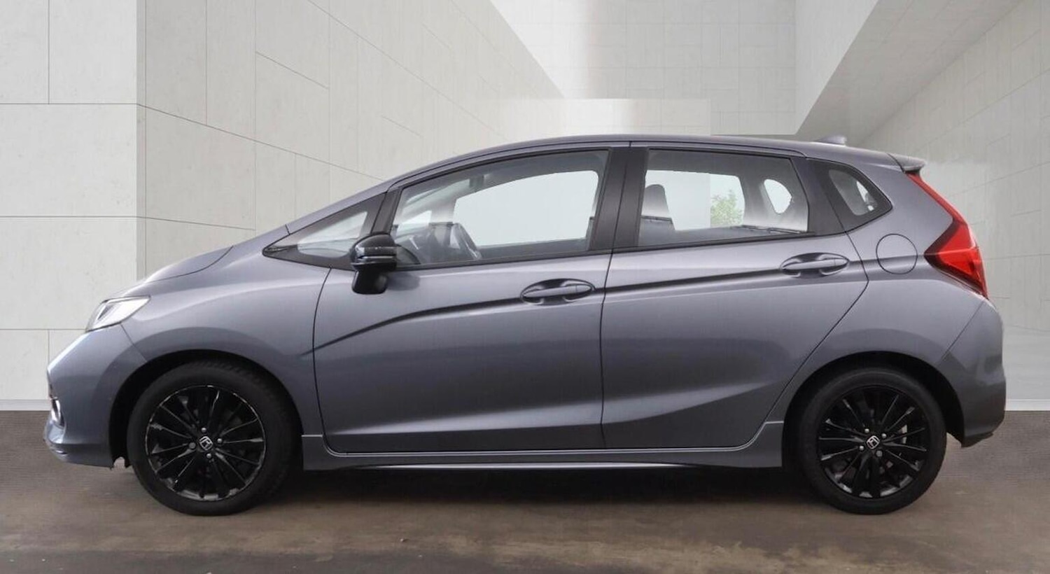 Used Honda Jazz 2018 for sale - 78098152: Photo 5