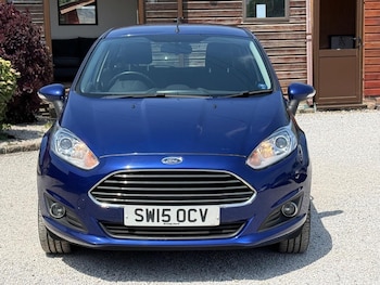 Used Ford Fiesta 2015 for sale - 78938250: Photo