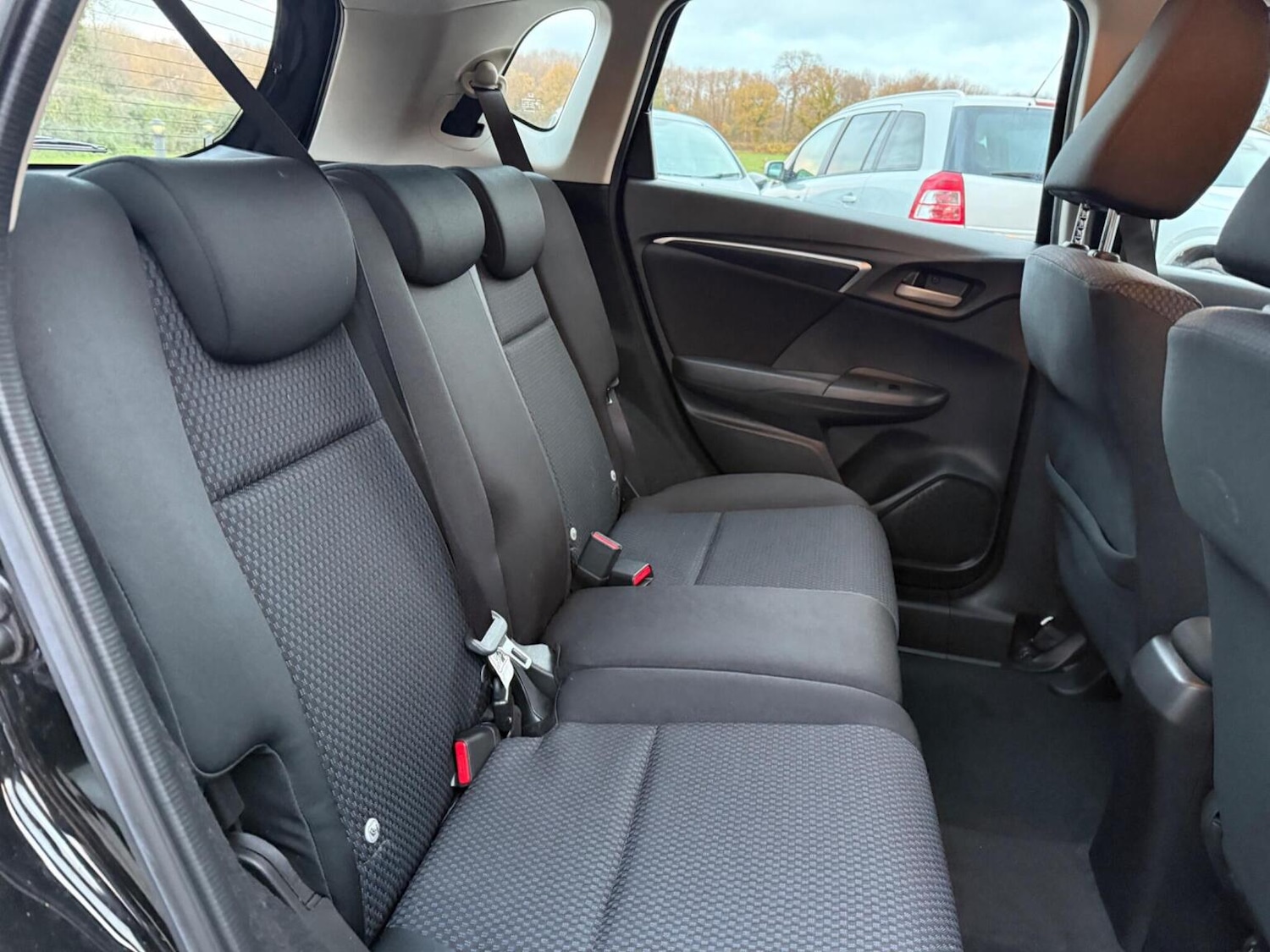 Used Honda Jazz 2019 for sale - 76643369: Photo 11