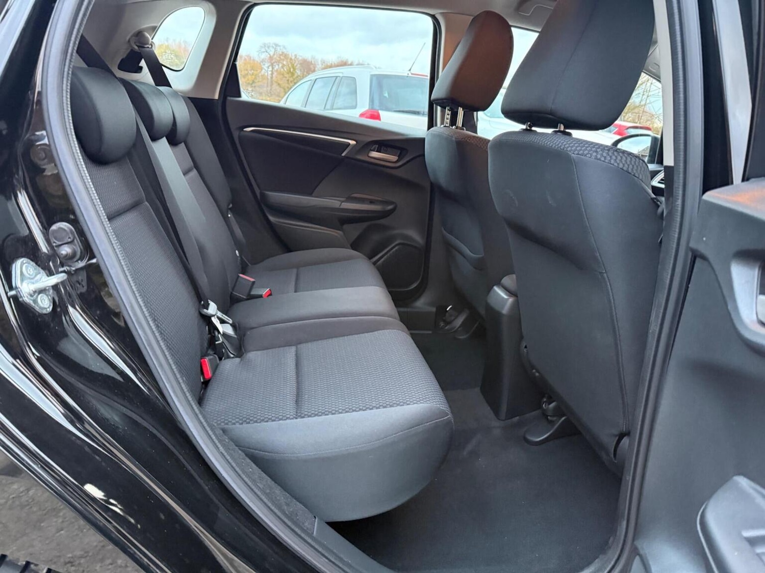 Used Honda Jazz 2019 for sale - 76643369: Photo 12