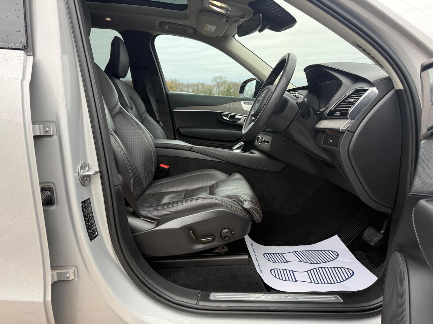 Used Volvo XC90 2023 for sale - 76807247: Photo 10