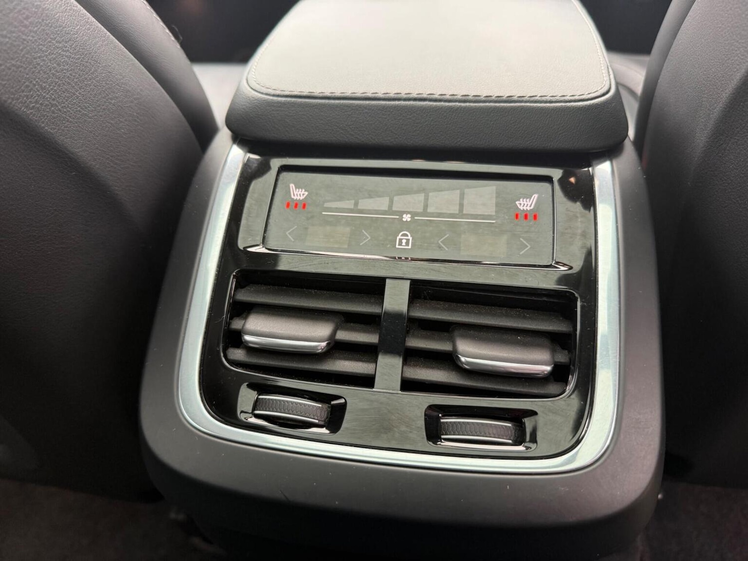 Used Volvo XC90 2023 for sale - 76807247: Photo 47