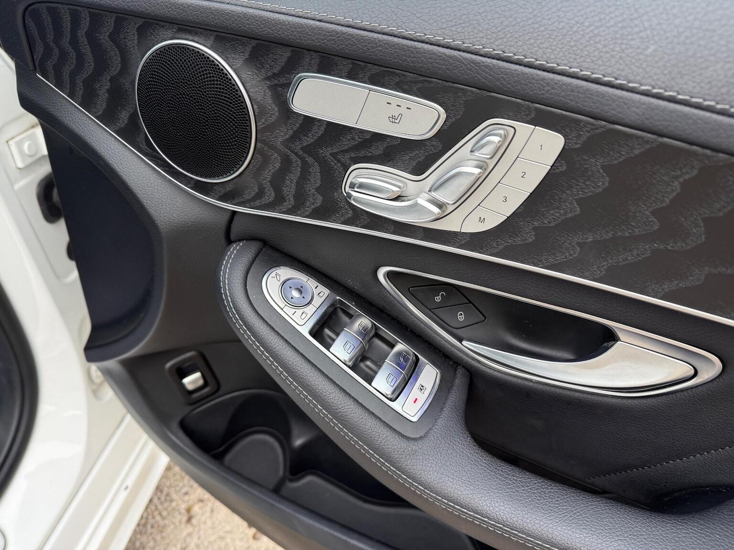 Used Mercedes-Benz C Class 2020 for sale - 77385179: Photo 35