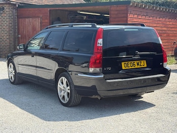Used Volvo V70 2006 for sale - 78513825: Photo