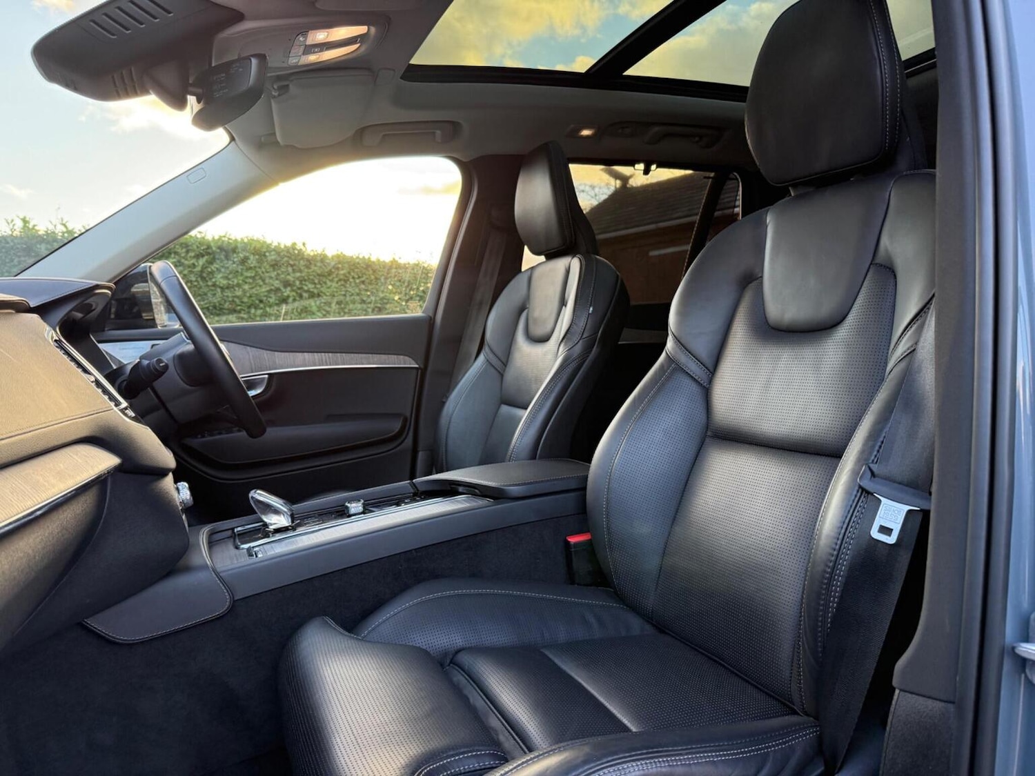 Used Volvo XC90 2023 for sale - 76762170: Photo 17