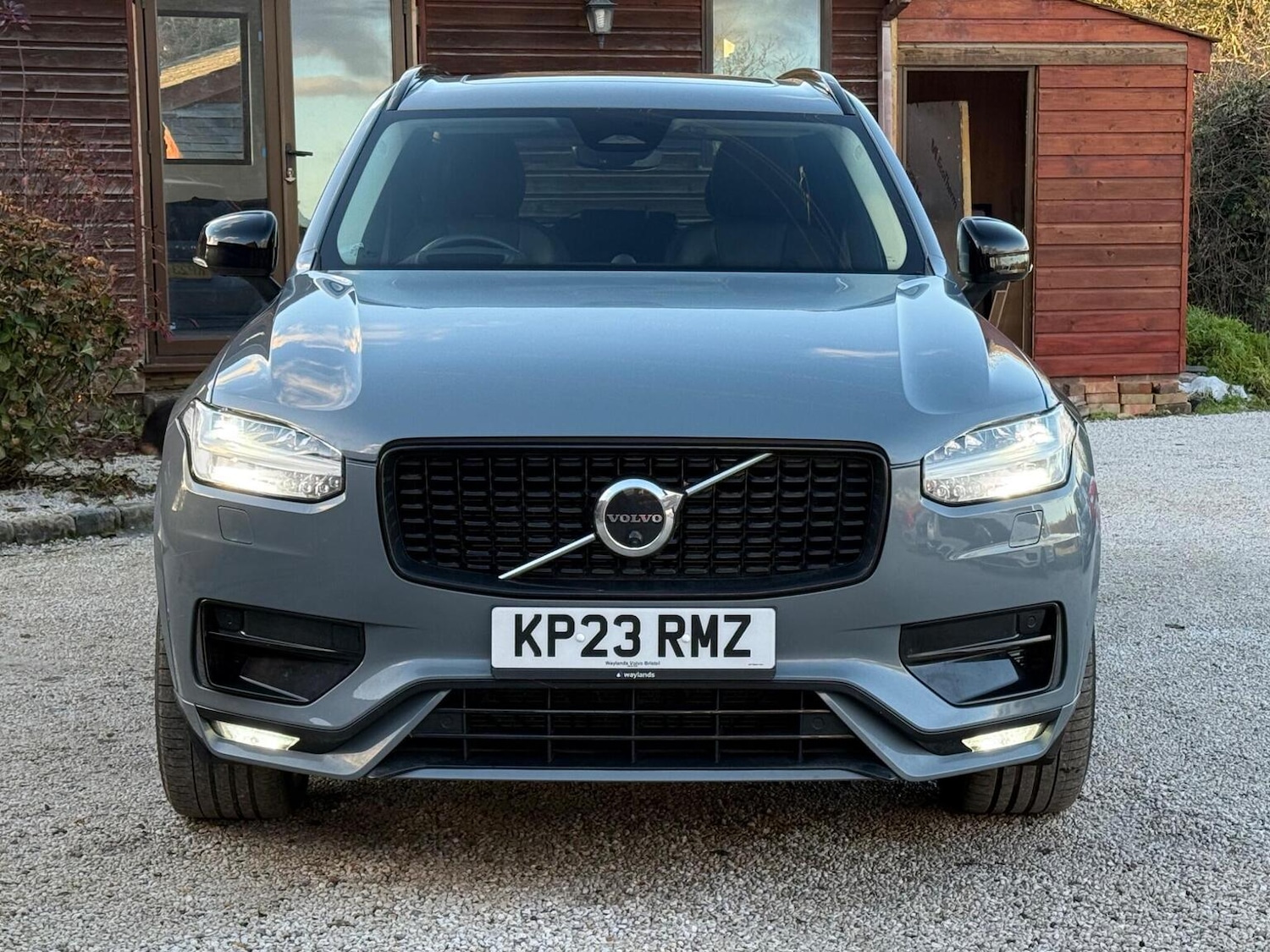 Used Volvo XC90 2023 for sale - 76762170: Photo 2