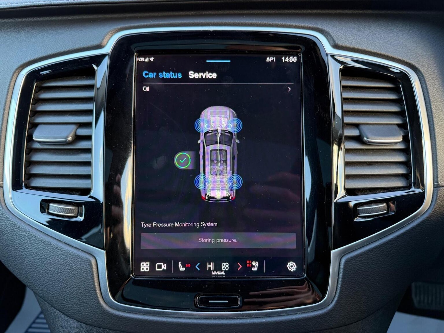 Used Volvo XC90 2023 for sale - 76762170: Photo 32