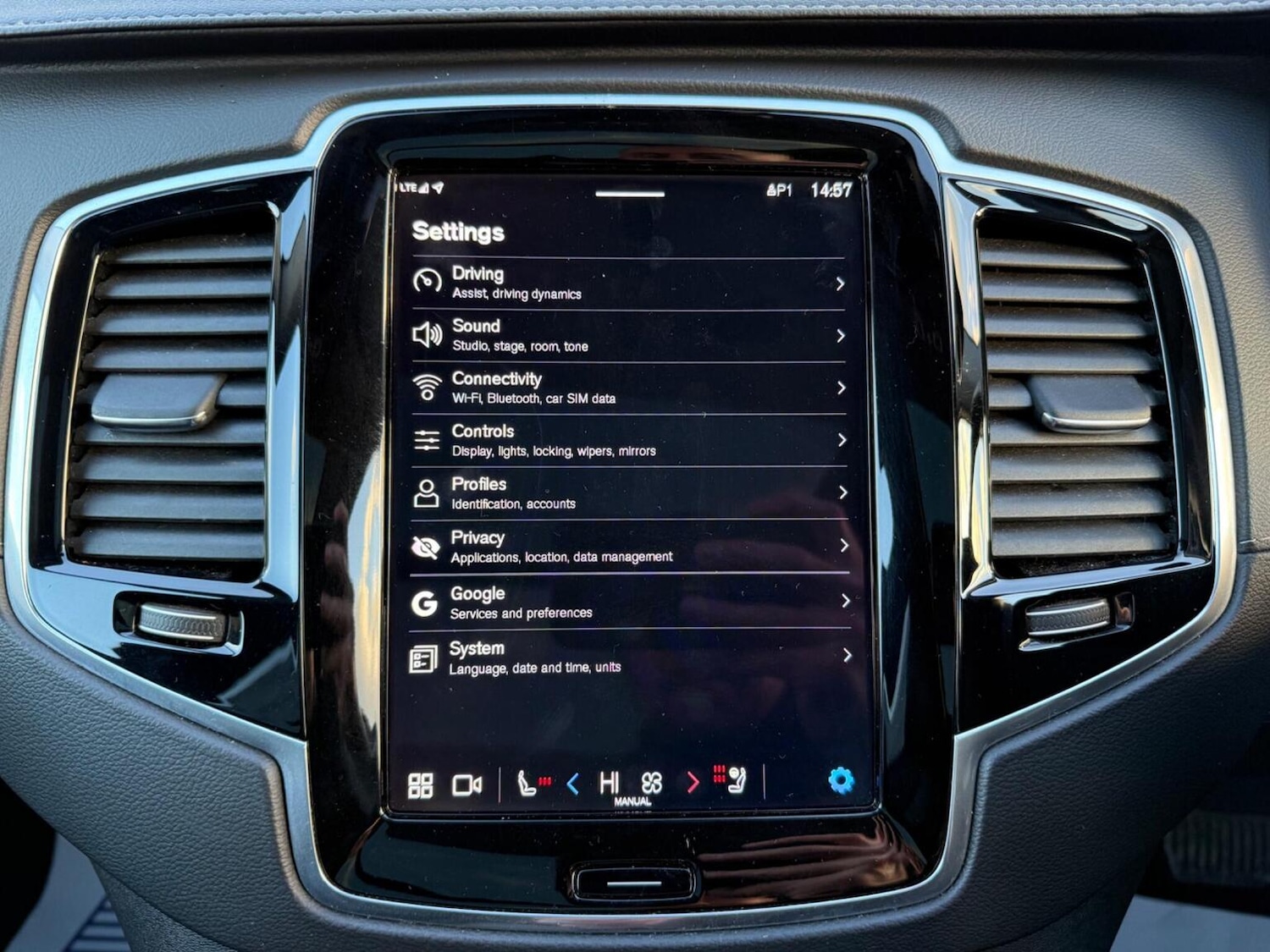 Used Volvo XC90 2023 for sale - 76762170: Photo 34