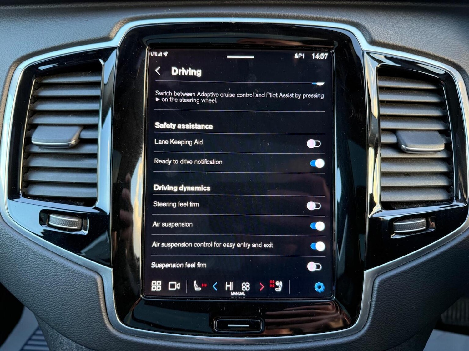 Used Volvo XC90 2023 for sale - 76762170: Photo 36