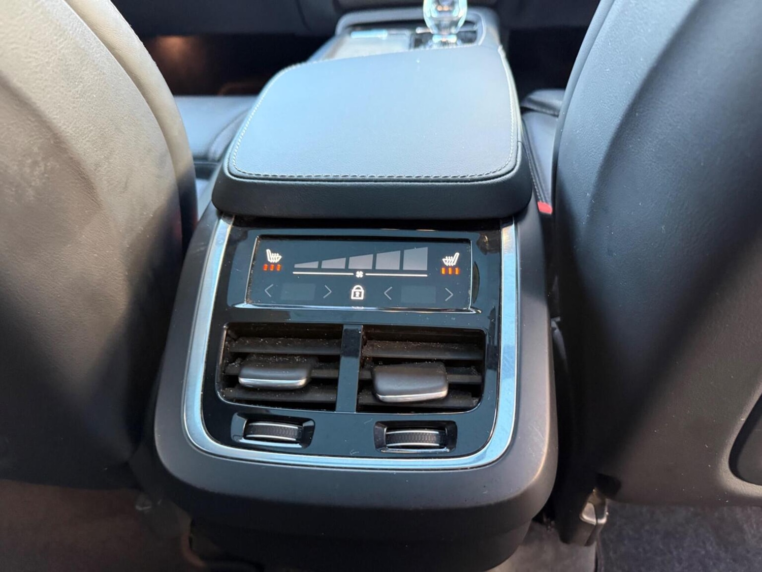 Used Volvo XC90 2023 for sale - 76762170: Photo 40