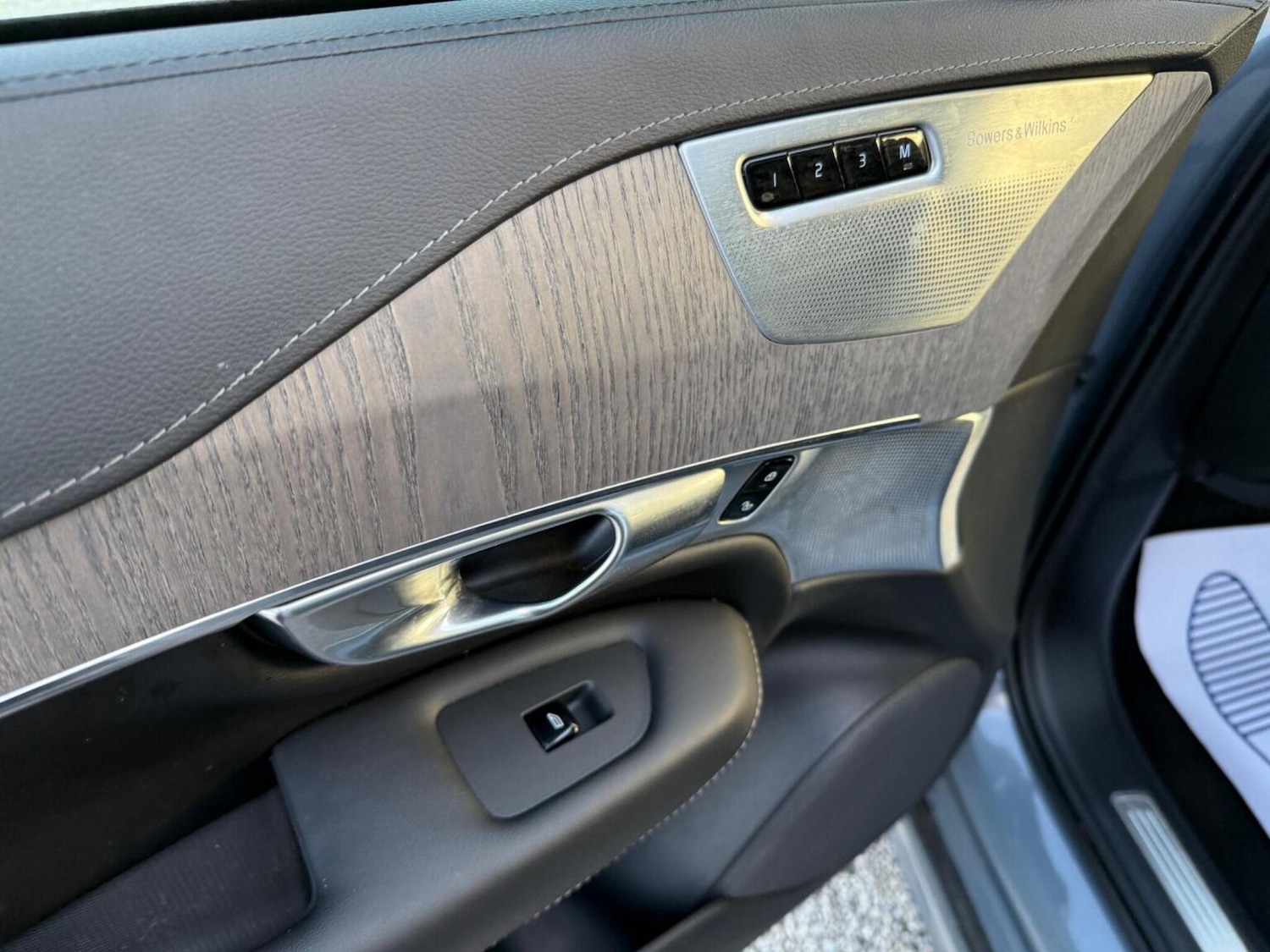 Used Volvo XC90 2023 for sale - 76762170: Photo 48