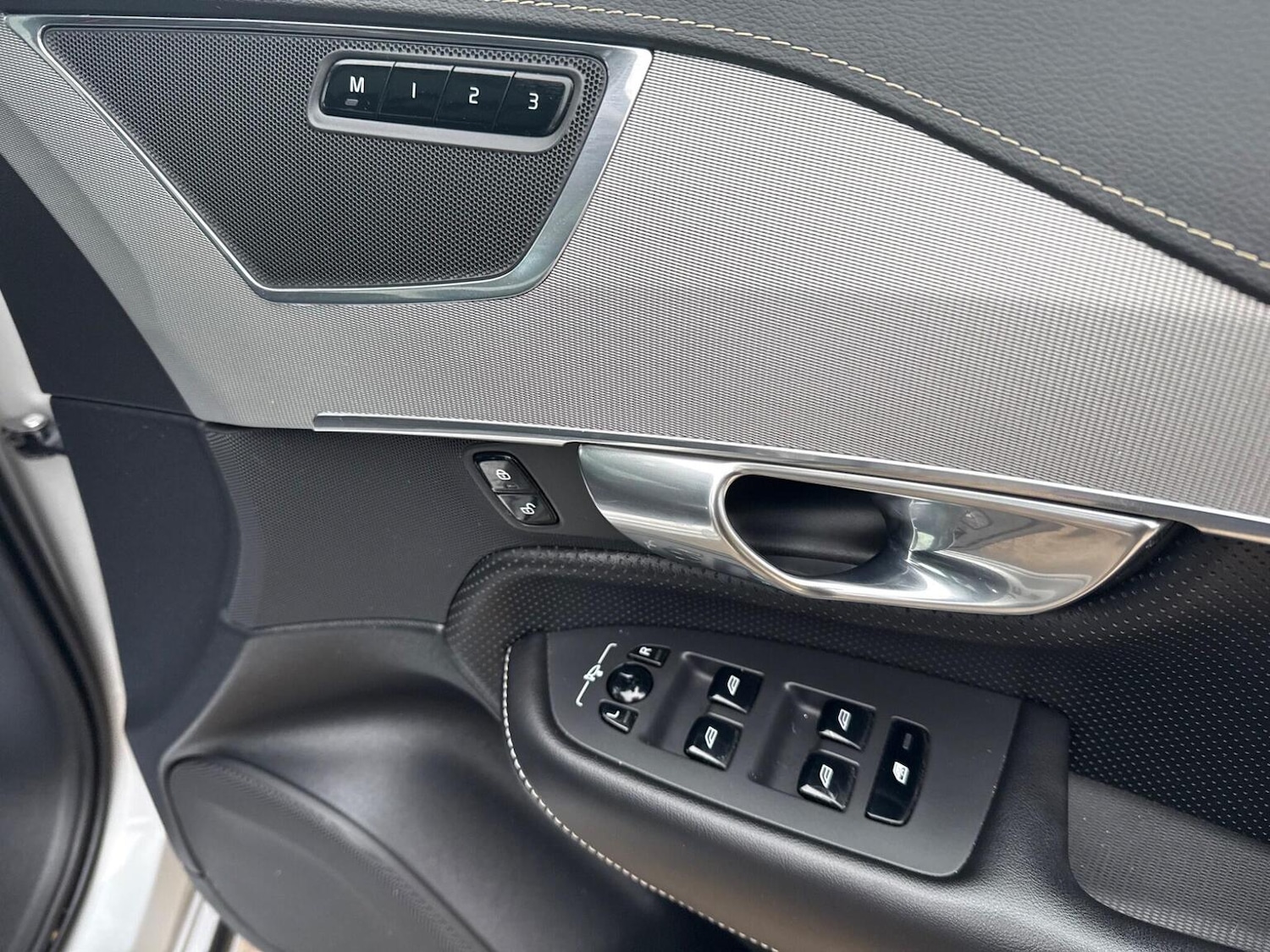 Used Volvo XC90 2020 for sale - 75975525: Photo 40