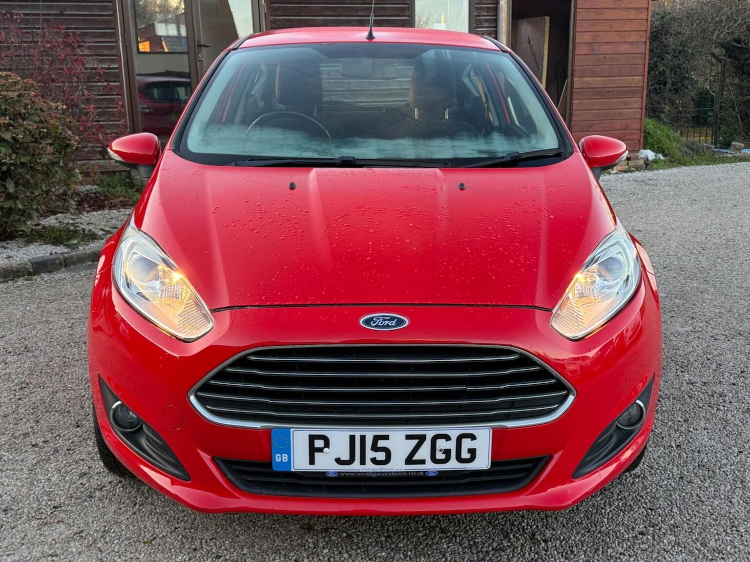 Used Ford Fiesta 2015 for sale - 76396983: Photo 2
