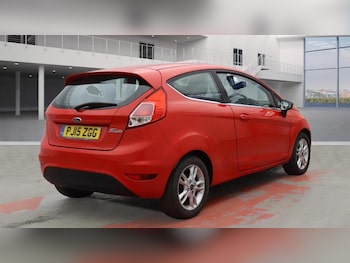 Used Ford Fiesta 2015 for sale - 76396983: Photo
