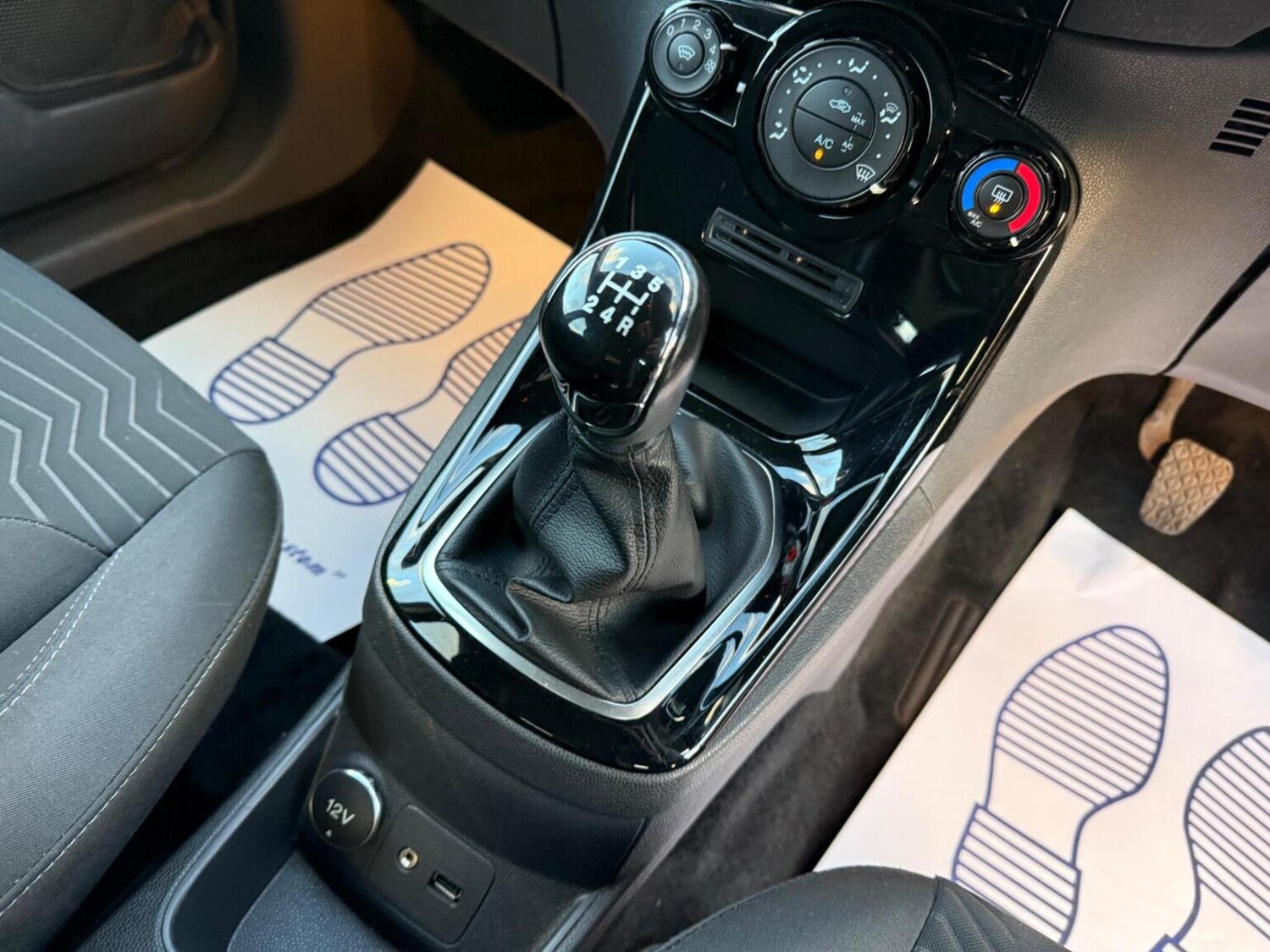 Used Ford Fiesta 2015 for sale - 76591561: Photo 21