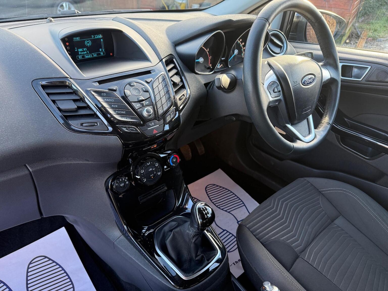 Used Ford Fiesta 2015 for sale - 77201210: Photo 18