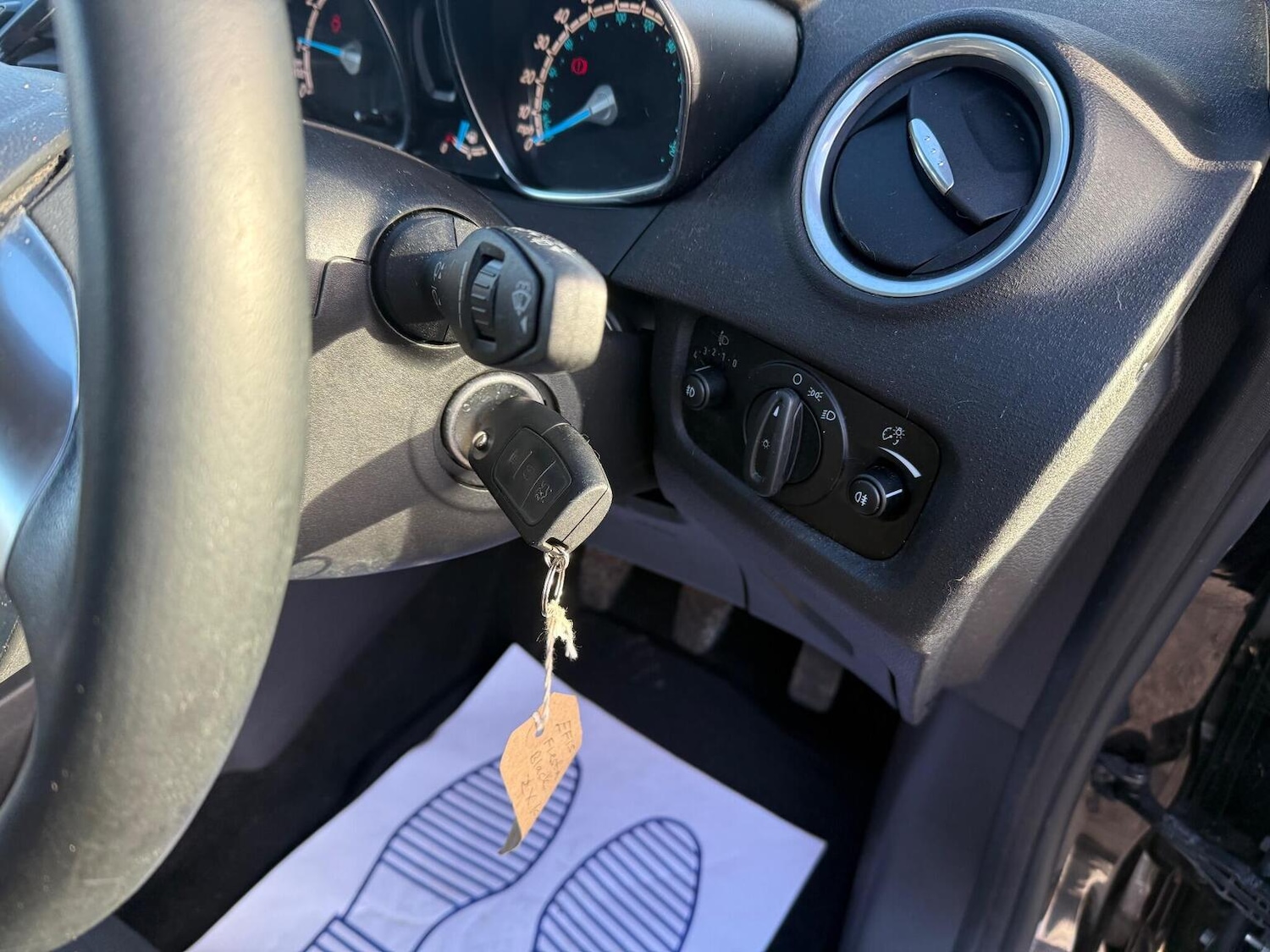 Used Ford Fiesta 2015 for sale - 77201210: Photo 27