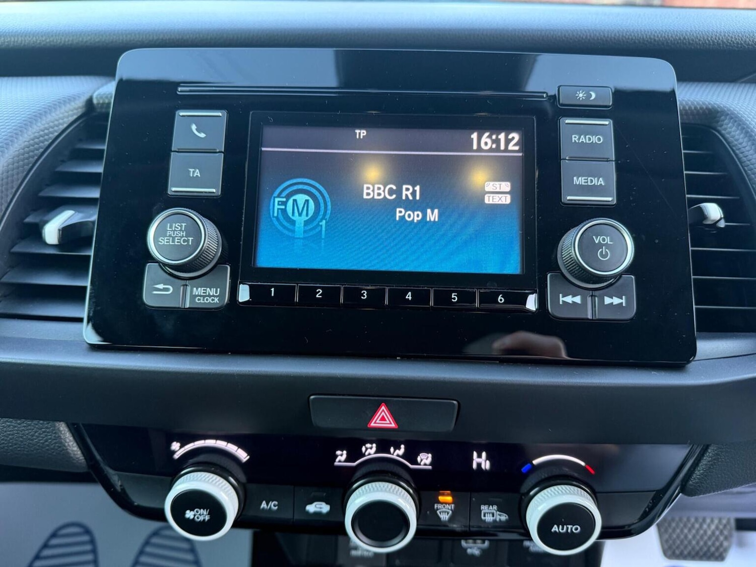 Used Honda Jazz 2022 for sale - 76799278: Photo 24