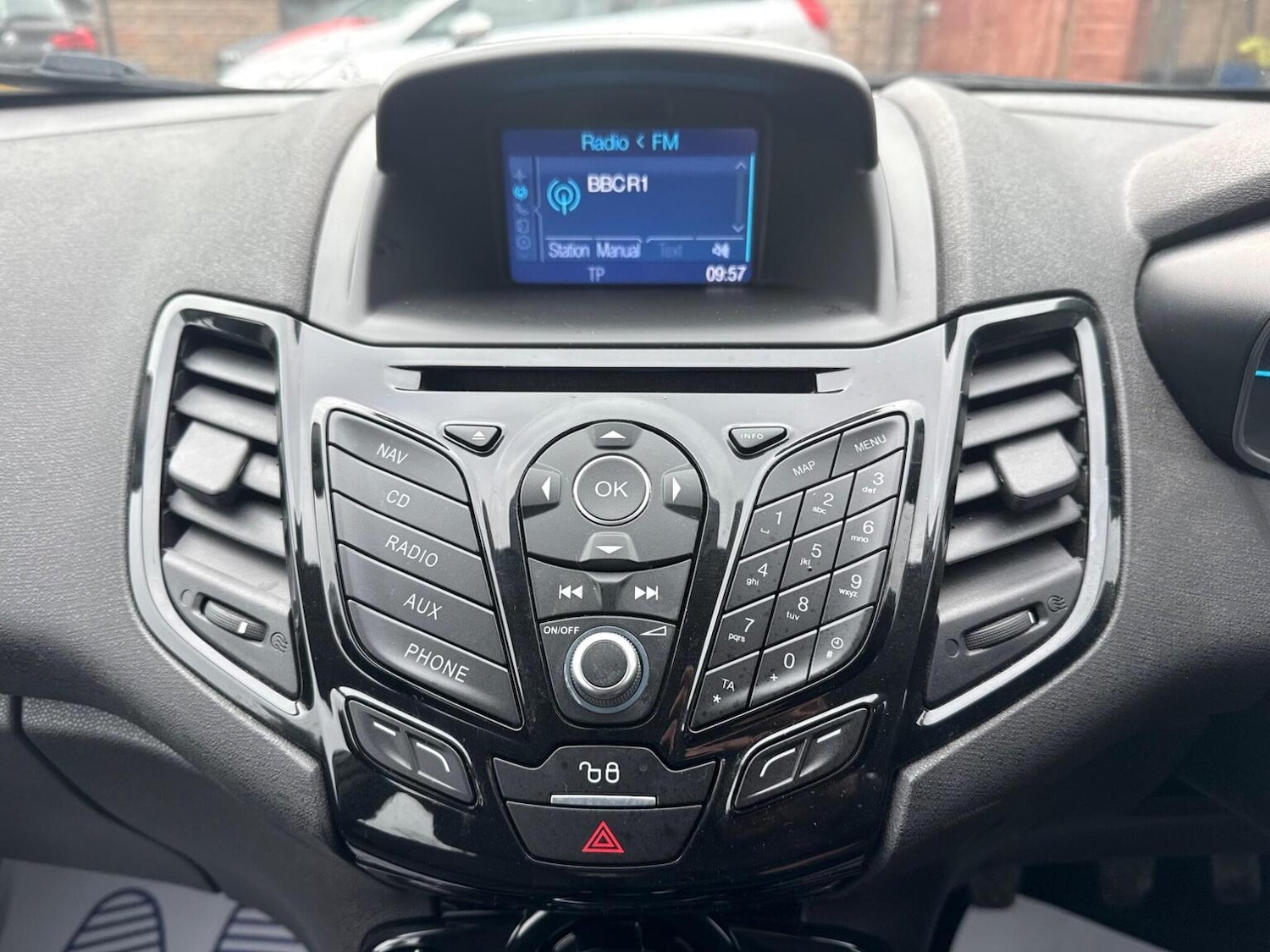 Used Ford Fiesta 2016 for sale - 75994637: Photo 23