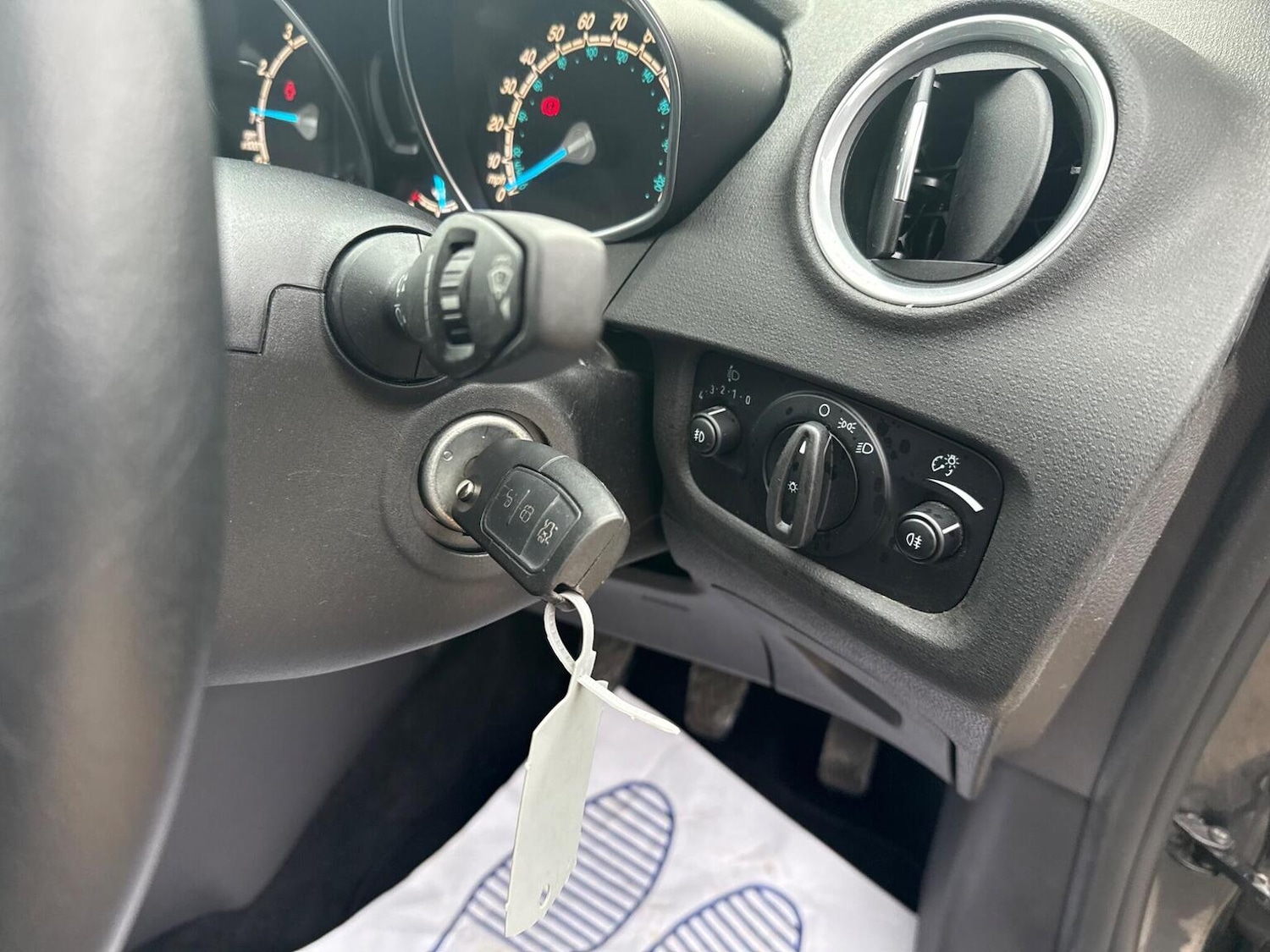 Used Ford Fiesta 2016 for sale - 75994637: Photo 26