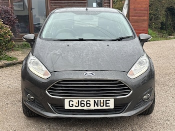 Used Ford Fiesta 2016 for sale - 75994637: Photo