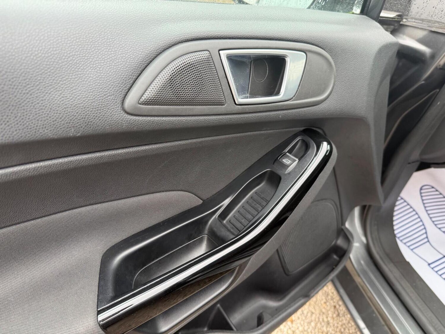 Used Ford Fiesta 2016 for sale - 75994637: Photo 34