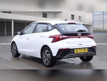 Used Hyundai i20 2023 for sale - 77129528: Photo
