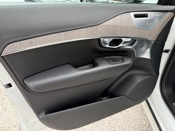 Used Volvo XC90 2023 for sale - 75277941: Photo 54