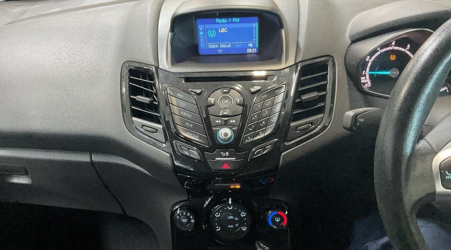 Used Ford Fiesta 2017 for sale - 76591591: Photo 7