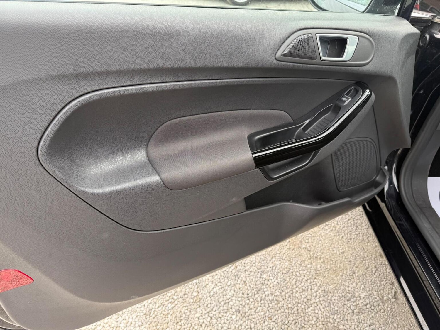 Used Ford Fiesta 2016 for sale - 76313930: Photo 27