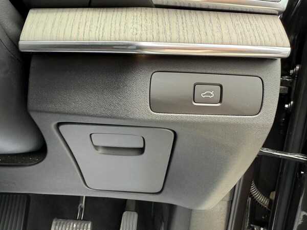 Used Volvo XC90 2024 for sale - 75282835: Photo 45