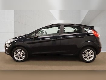 Used Ford Fiesta 2015 for sale - 79524706: Photo