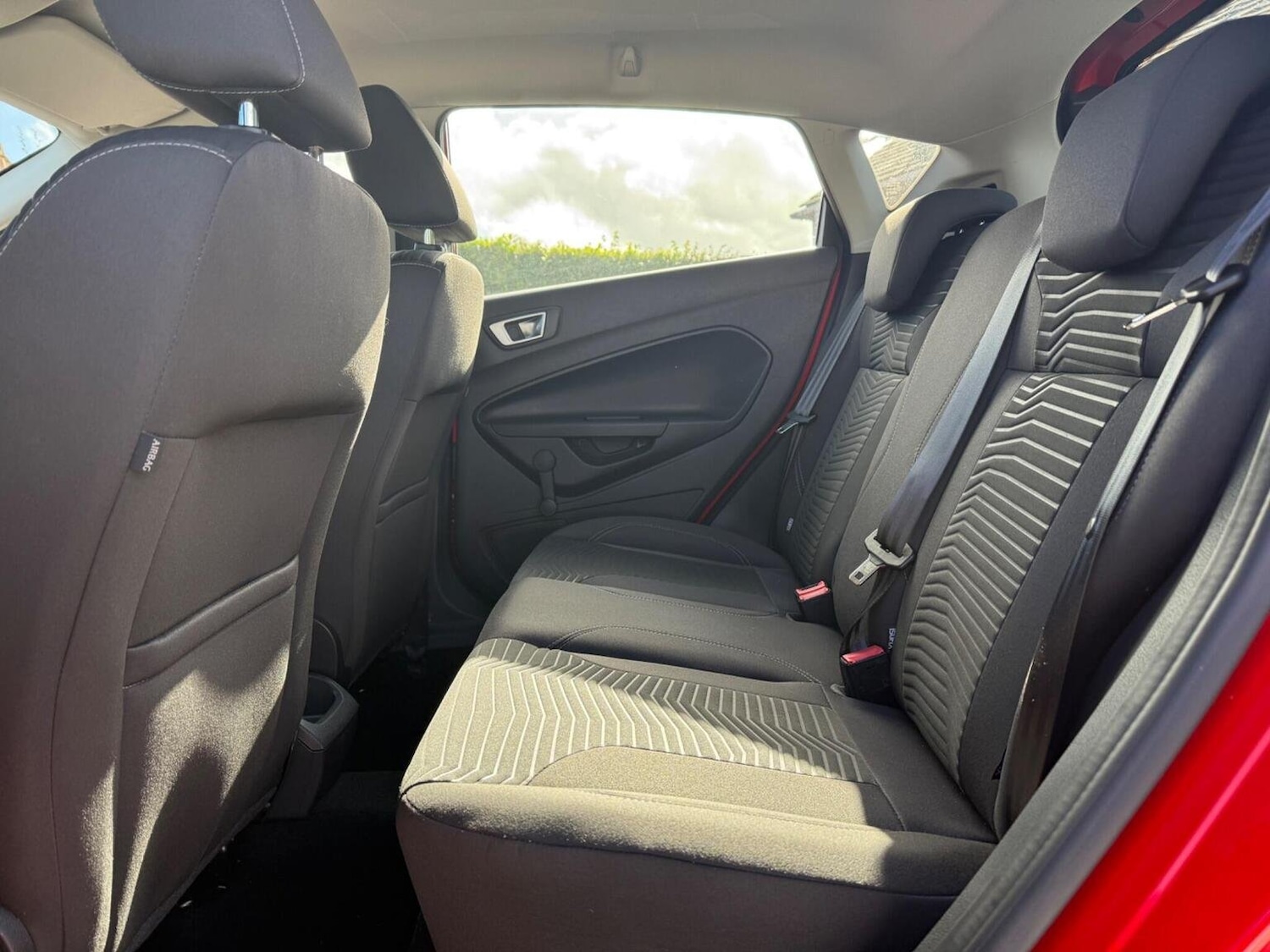 Used Ford Fiesta 2015 for sale - 75925122: Photo 14