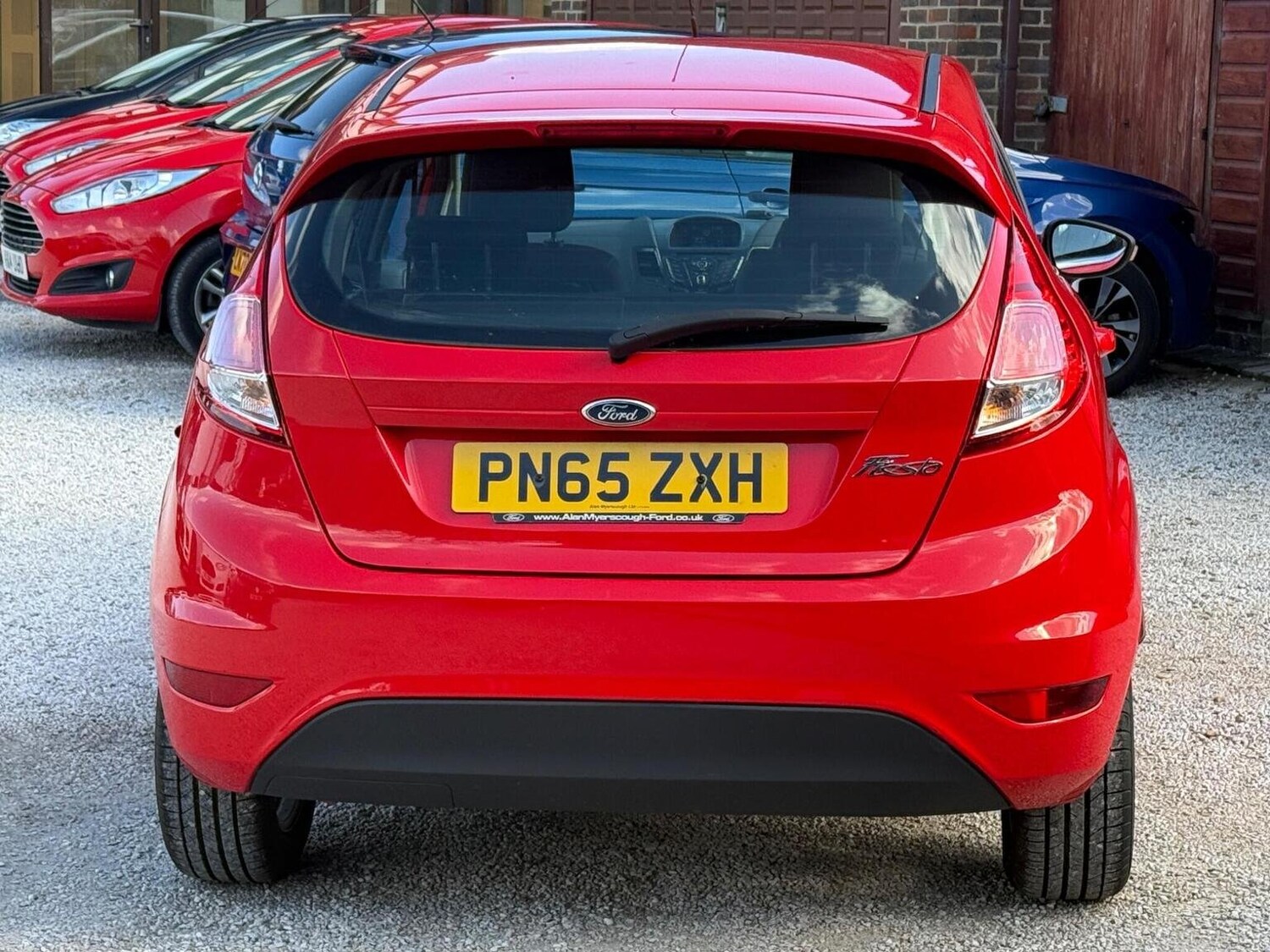 Used Ford Fiesta 2015 for sale - 75925122: Photo 5