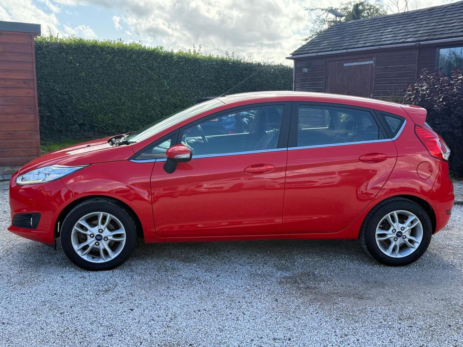 Used Ford Fiesta 2015 for sale - 75925122: Photo 7