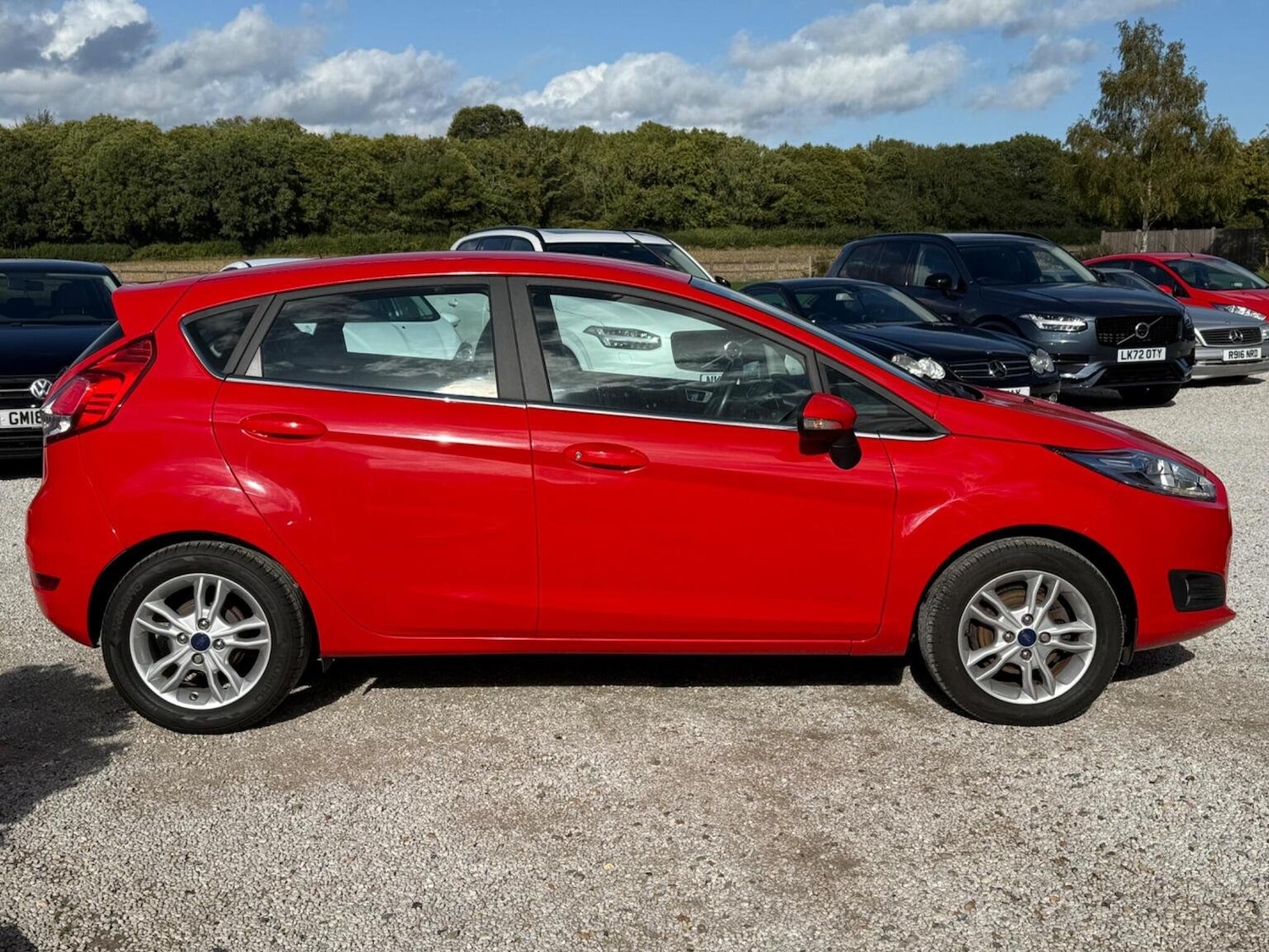 Used Ford Fiesta 2015 for sale - 75925122: Photo 8