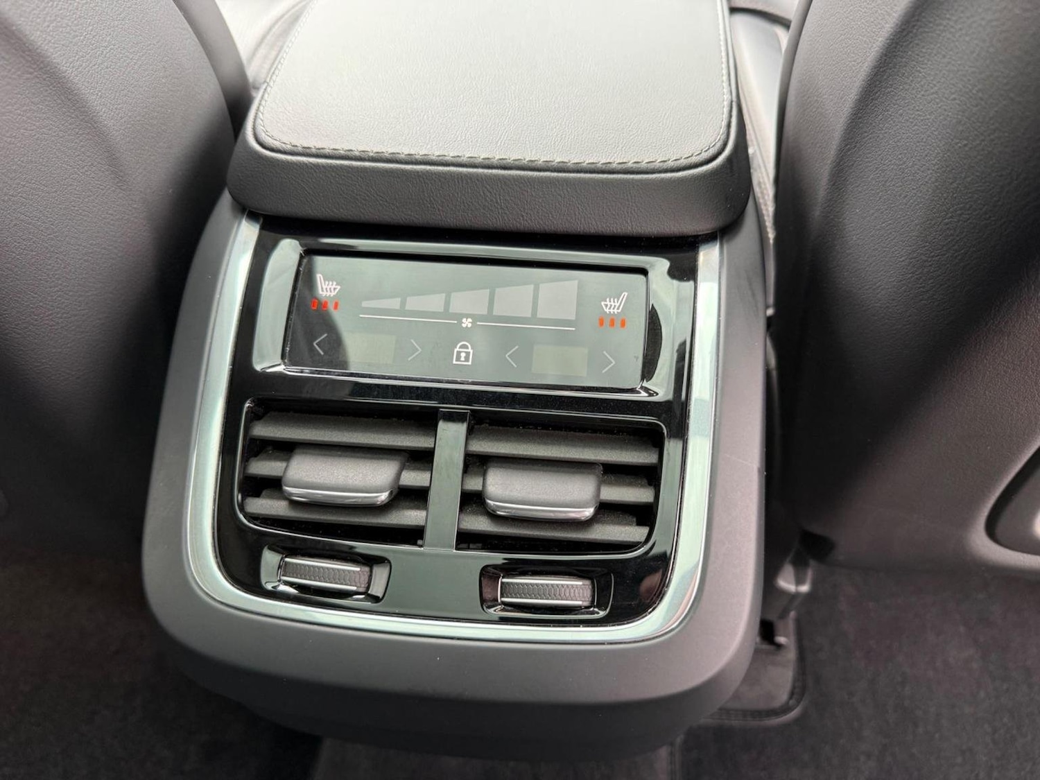 Used Volvo XC90 2023 for sale - 76794577: Photo 43