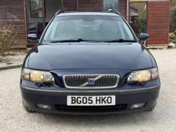 Used Volvo V70 2005 for sale - 74055945: Photo