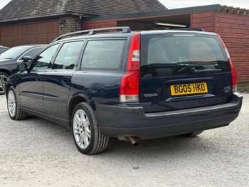 Used Volvo V70 2005 for sale - 74055945: Photo