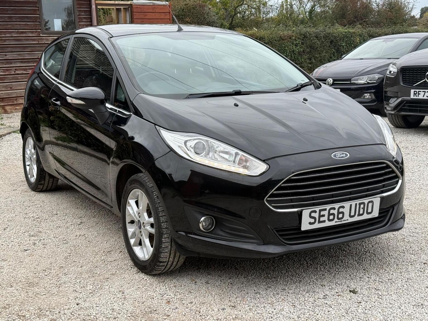 Used Ford Fiesta 2017 for sale - 76174105: Photo 1